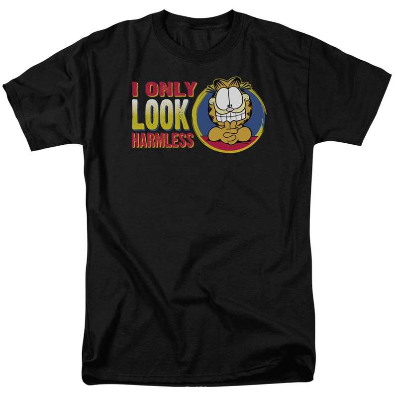 Garfield - I Only Look Harmless - Short Sleeve Adult 18/1 - Black T-shirt