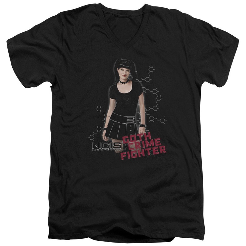 Ncis - Goth Crime Fighter - Short Sleeve Adult V-neck - Black T-shirt